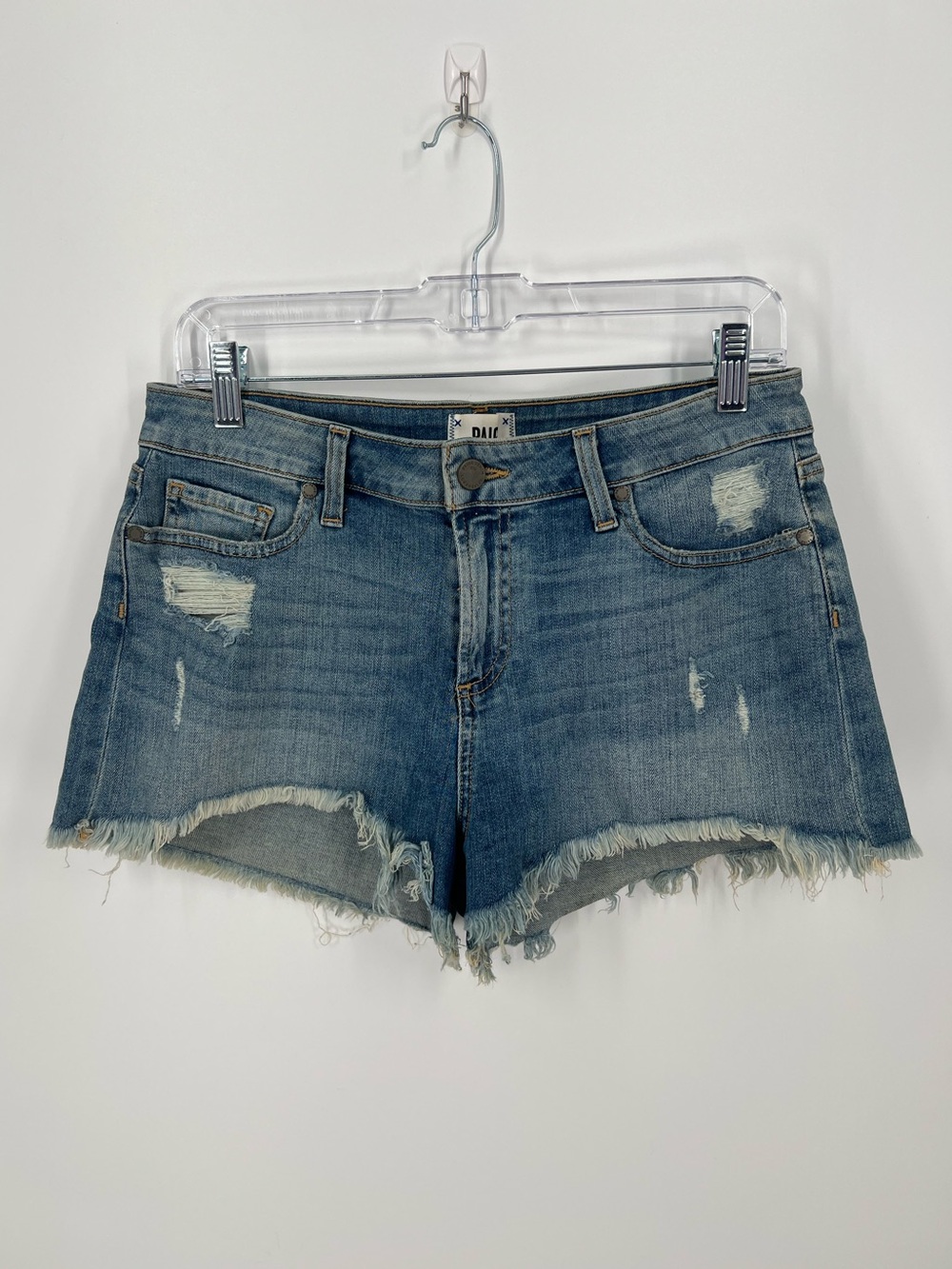 PAIGE Women’s Distressed Frayed Hem Daryn Denim Shorts Size 29